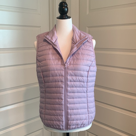 JOE FRESH Ladies Puffer Vest - Picture 3 of 15
